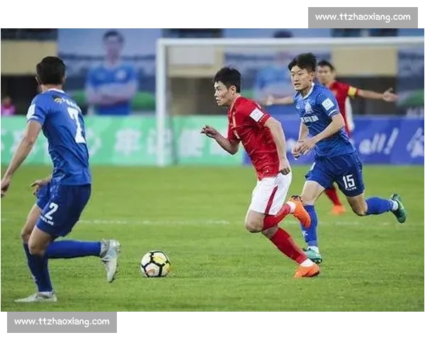 恒大鏖战建业足协杯关键战,胜负背后的战术与球员表现解析 恒大鏖战建业足协杯关键战,胜负背后的战术与球员表现解析